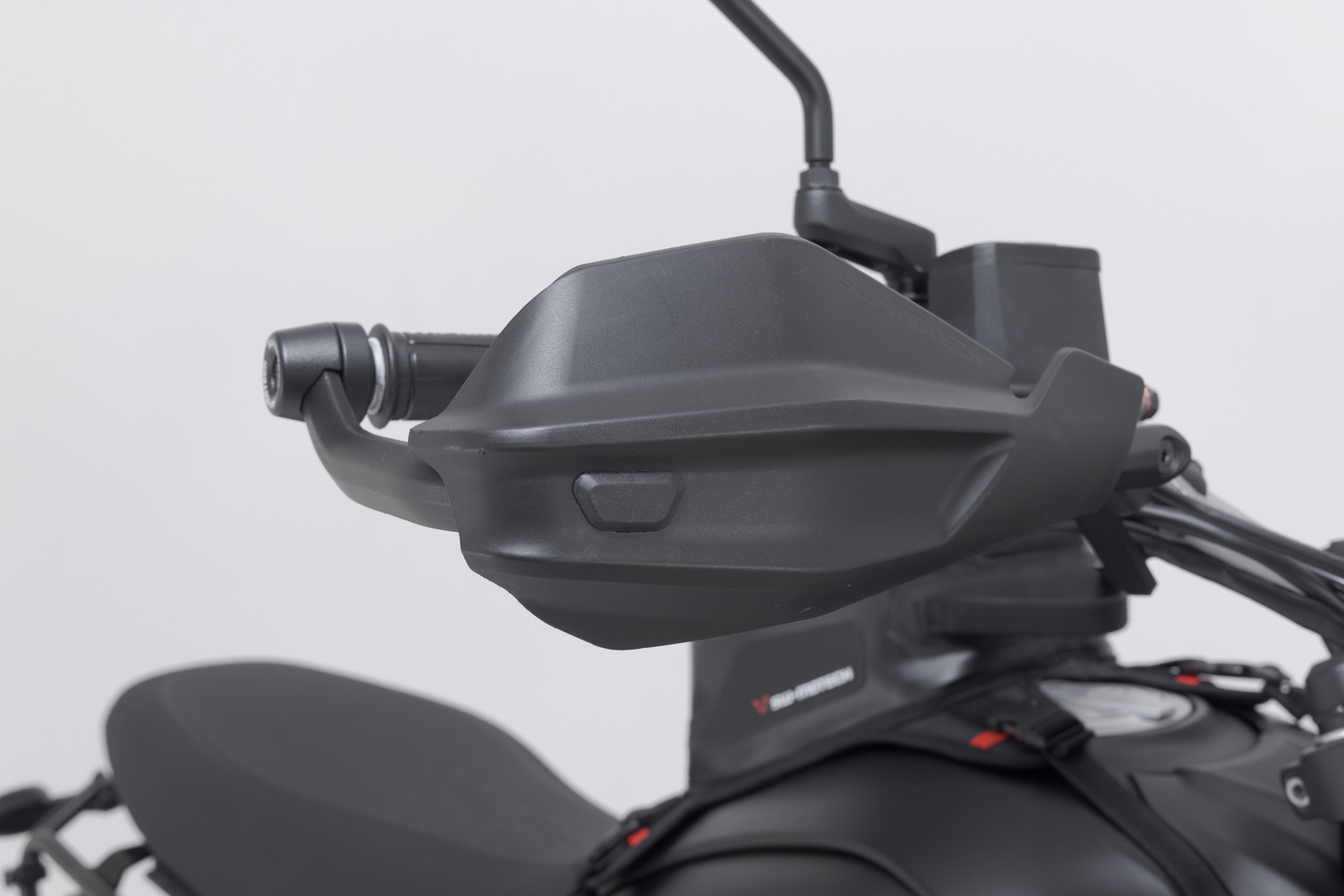 Kit de protecție SW-Motech Adventure - Negru. Ducati Scrambler (14-). Figura 3