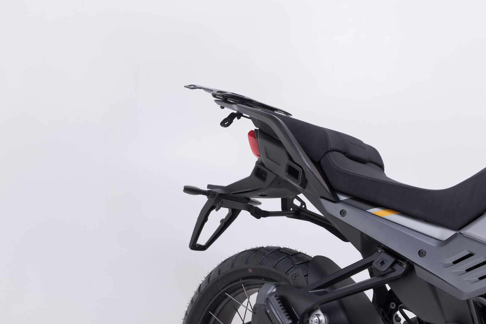 Portavion lateral SW-Motech PRO - Negru. Moto Guzzi Stelvio (23-) Figura 5
