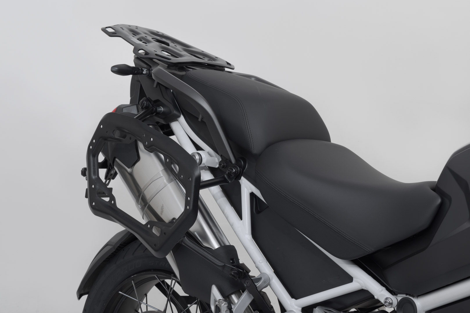 Sistem de carcasă din aluminiu SW-Motech TRAX ADV - Negru. 45/37L. Tiger 1200 Rally / GT Explorer. Figura 3