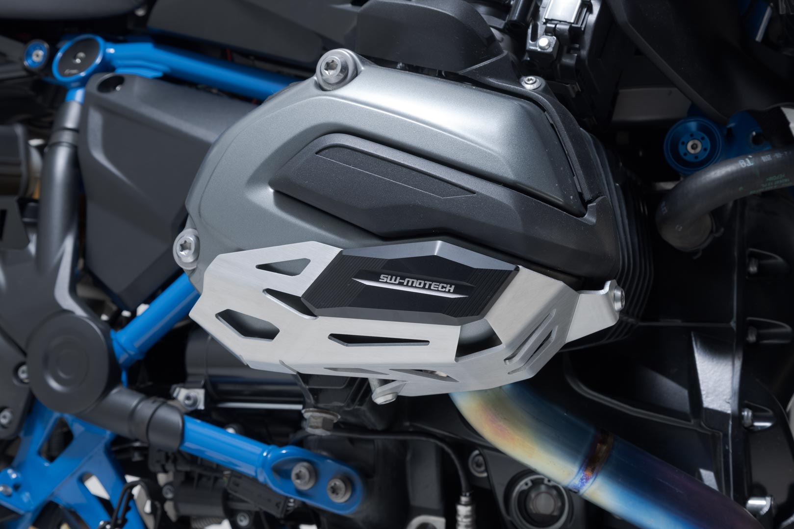 SW-Motech Protecție cilindrică - Negru/Argintiu. Modelele BMW R 1200 (12-18). Figura 3