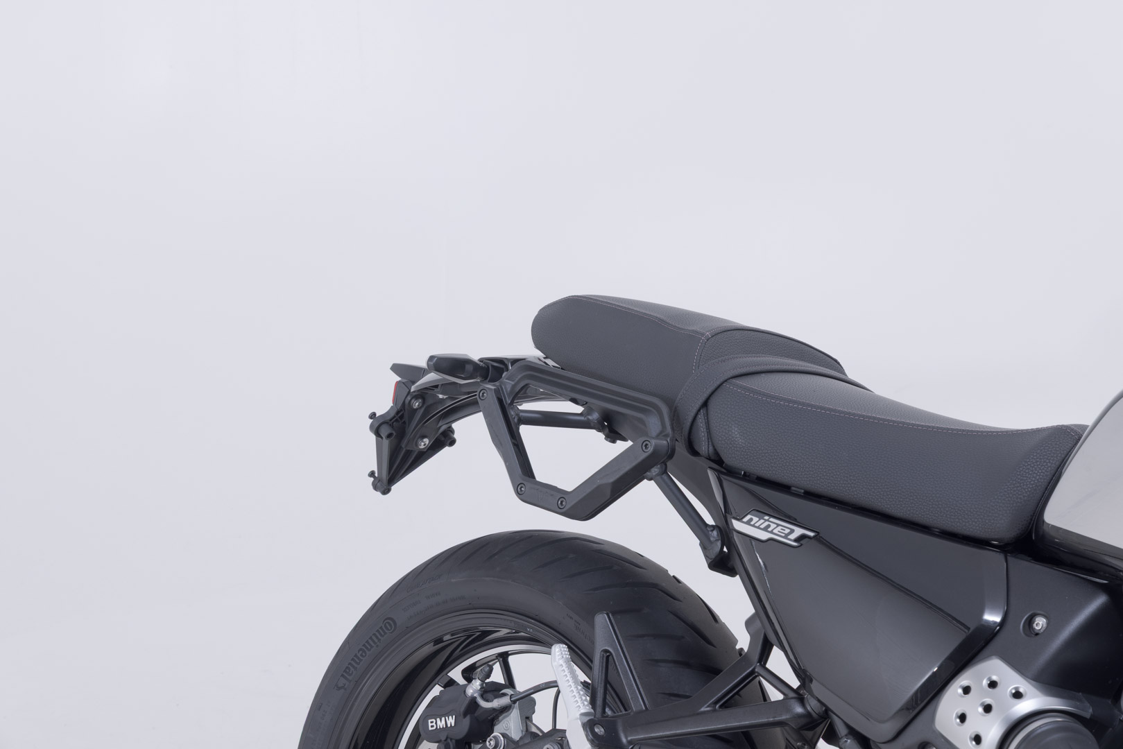 SW-Motech V-LOC Sidobärare höger - BMW R 12 S / R 12 nioT (23-). Figur 3
