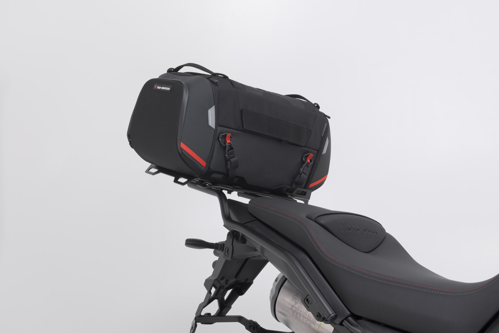 Set SW-Motech Rackpack - Moto Guzzi V85 Strada (24-). Figura 5