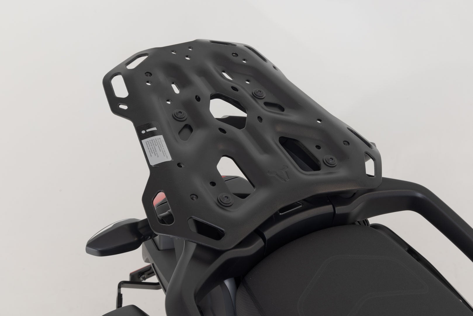 SW-Motech Adventure set DUSC con top case XL - Nero. Modelli Triumph Tiger 900 (23-). Figura 3