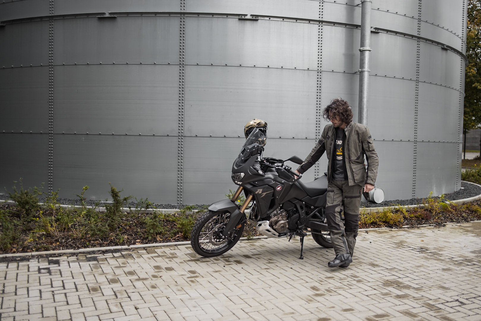 Merlin Mahala Pro D3O Explorer Motorcycle Textile Jacket olive green/black M Figure 8