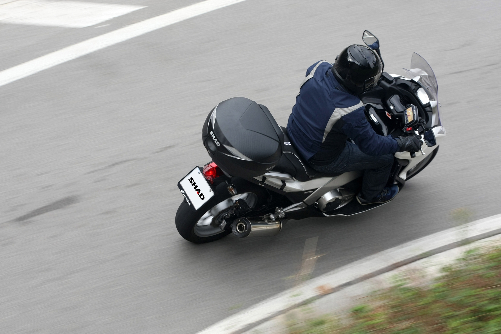 SHAD SH39 Carbon Majusculă Figura 6