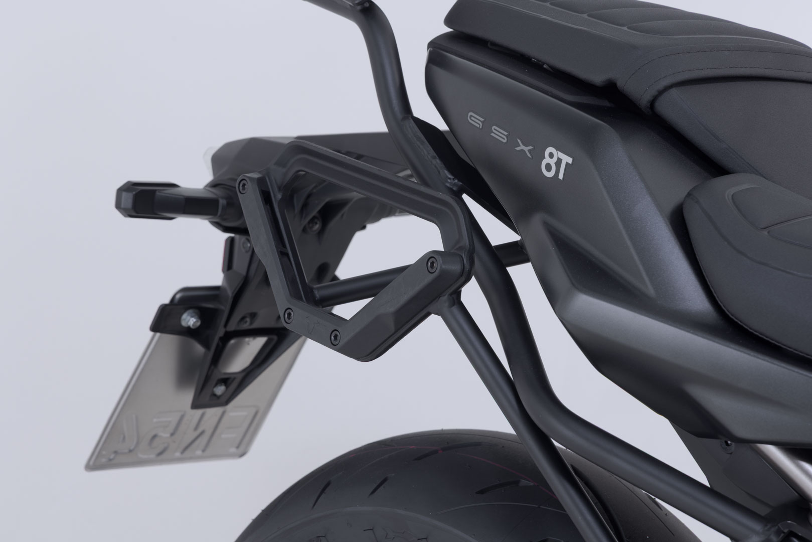 SW-Motech Side Bag WP-system V-LOC - 16/16 l. Suzuki GSX-8T / TT (25-). Figur 4