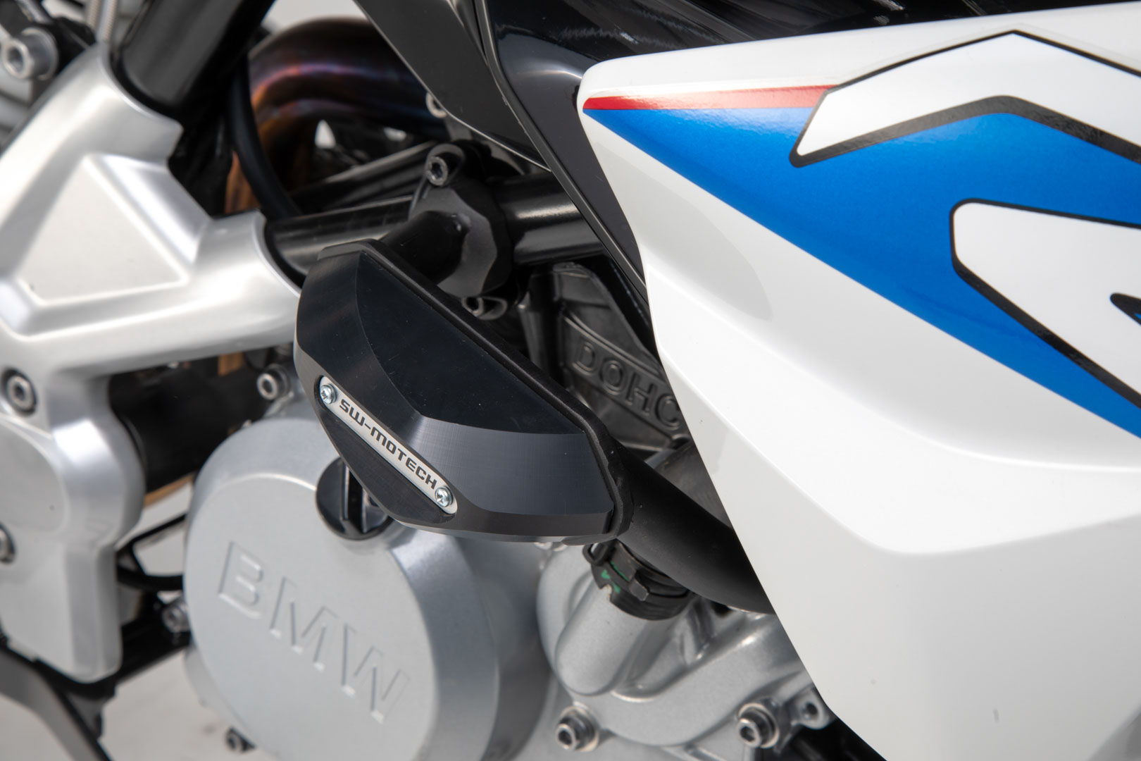 Kit SW-Motech Frame slider - Negru. BMW G 310 R (16-20). Figura 2