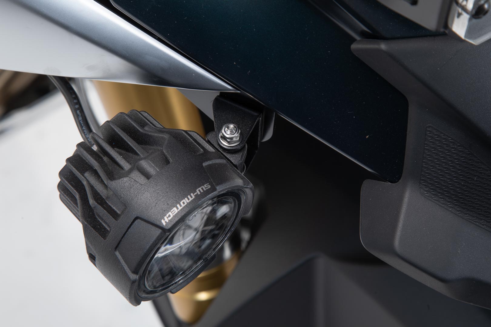 Suporturi pentru lumini SW-Motech - Negru. BMW F 750 / 800 / 850 GS (17-). Figura 3