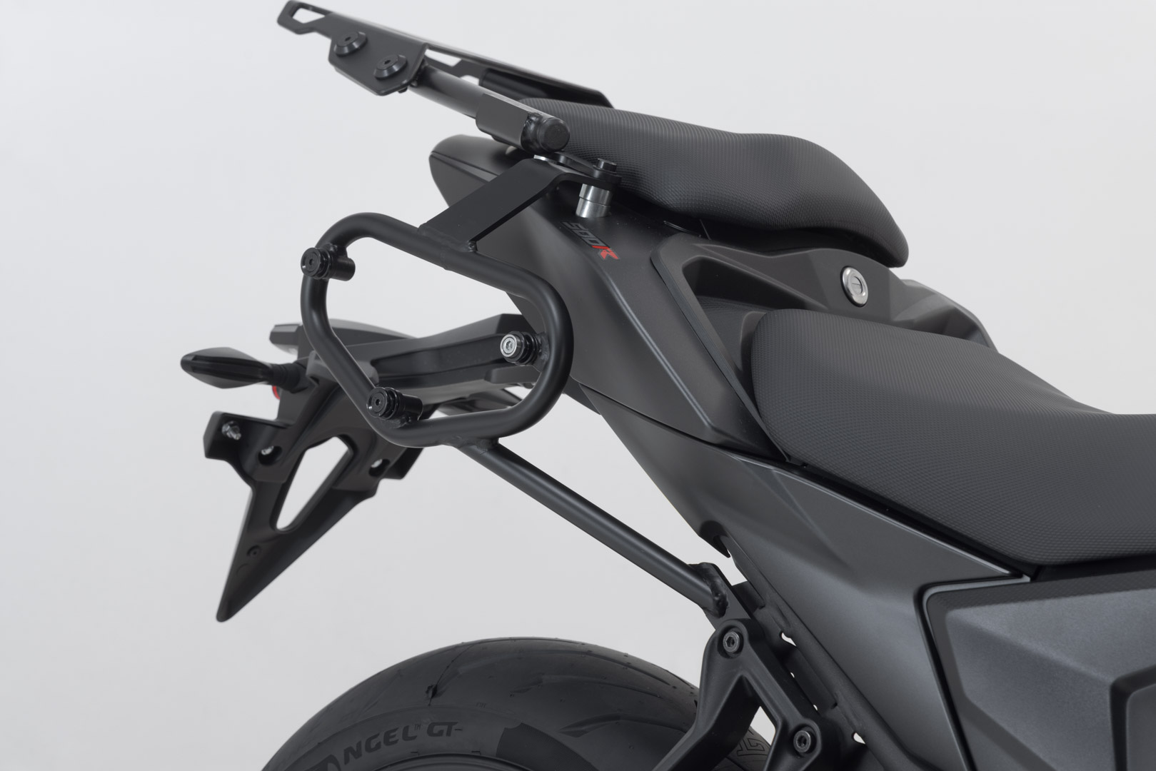 Sistem lateral SW-Motech URBAN ABS - 2x 16,5L. Voge 500R (19-). Figura 4