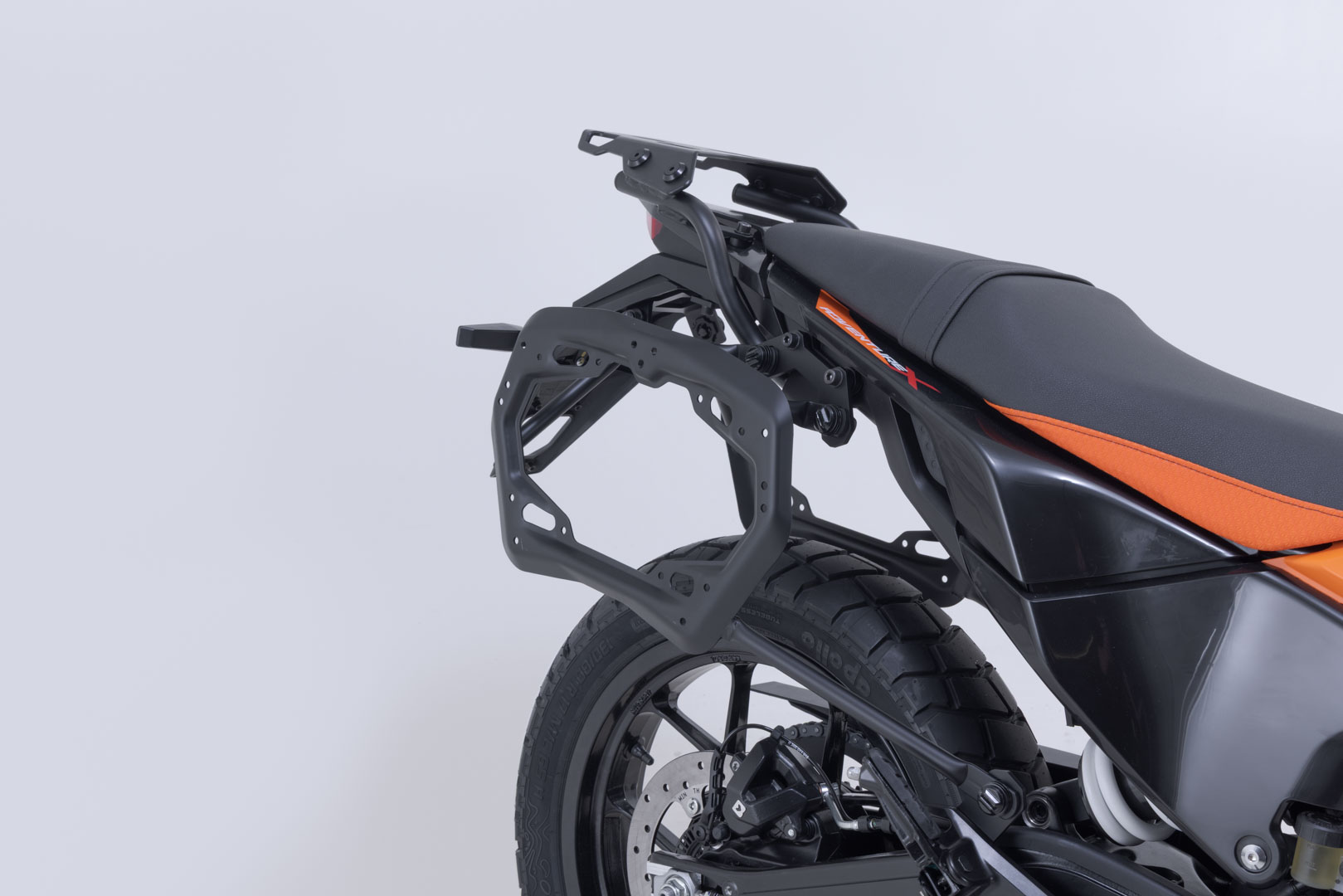 Sistem de carcasă rigidă SW-Motech DUSC - Negru. 41/41 l. KTM 125 SMC R, 250 Adv, 390 Adv. Figura 3