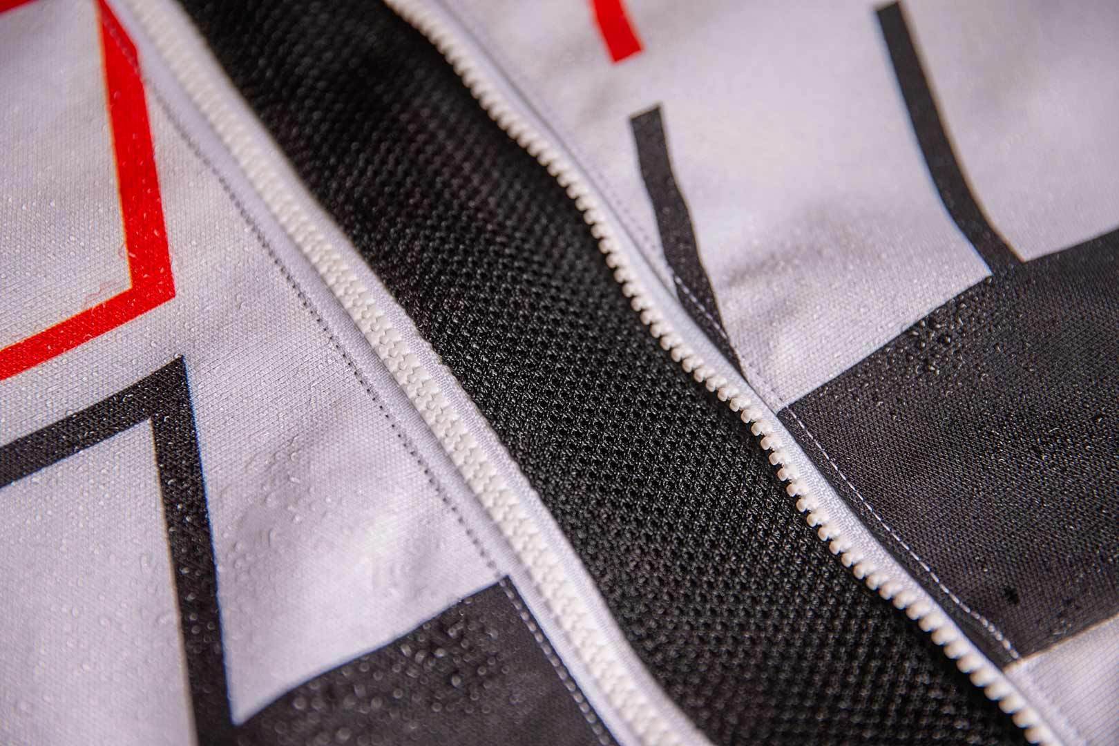 Icon Airform Retro Motorcycle Textile Jacket white/red 3XL Figure 5