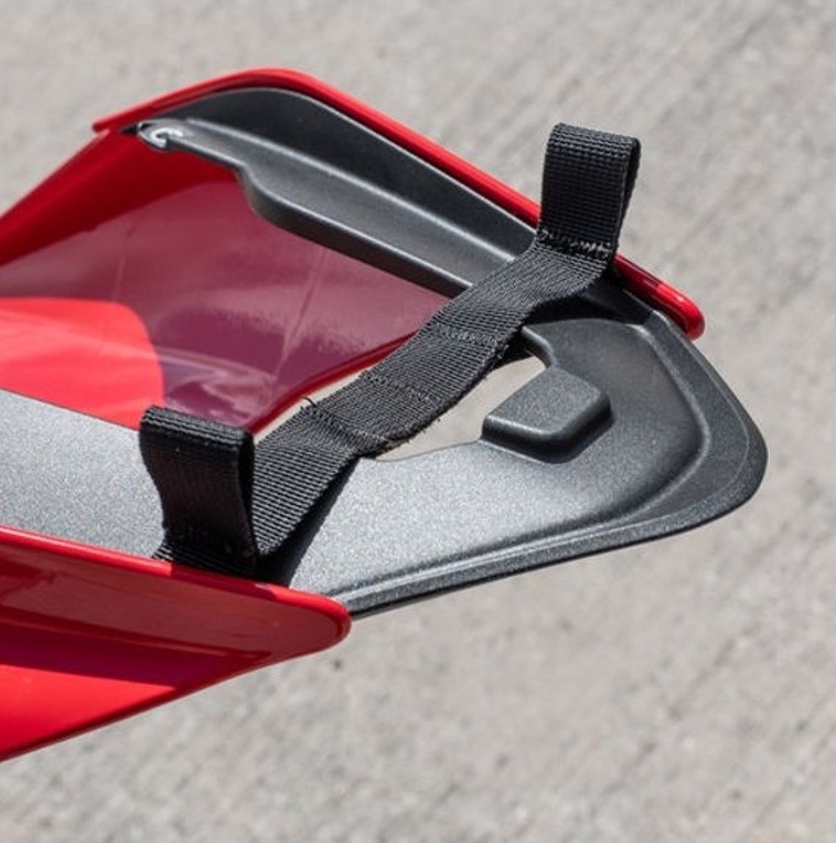 Kriega US-Drypack Ducati Panigale V4 Monteringssats Figur 2