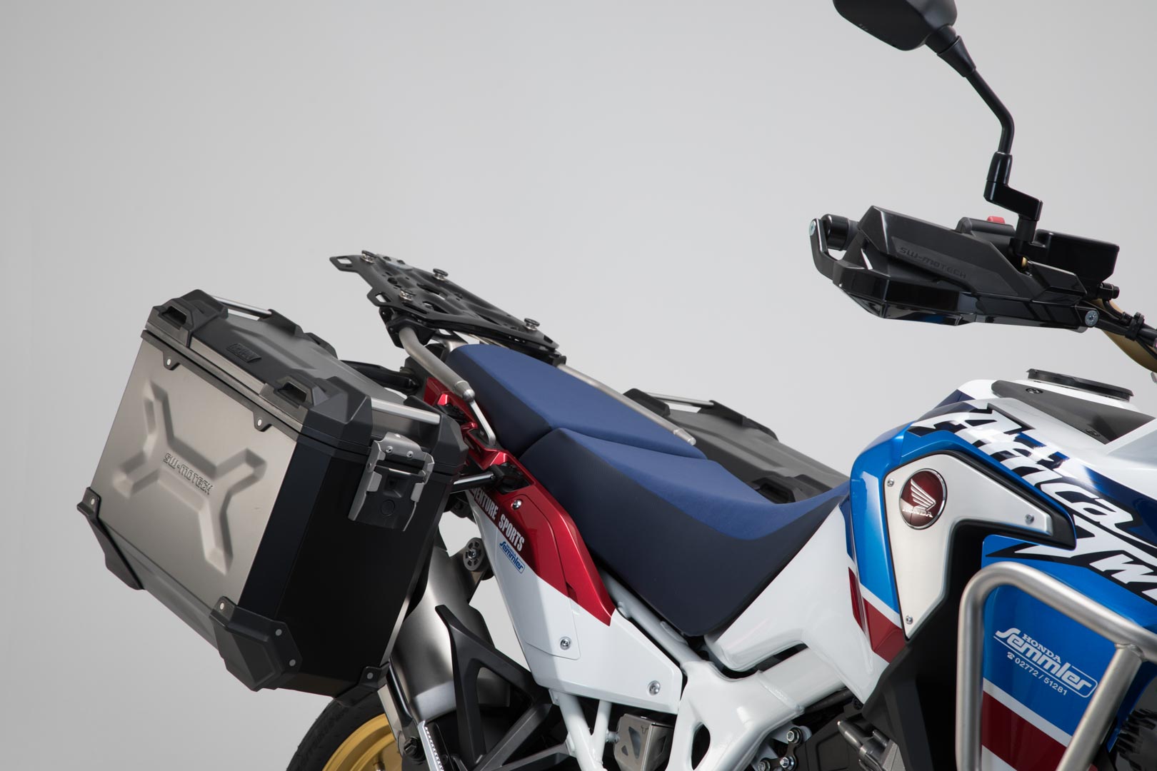 Sistem de carcasă din aluminiu SW-Motech TRAX ADV - Negru. 45/37 l. CRF1000L / Adv Sports (18-). Figura 2