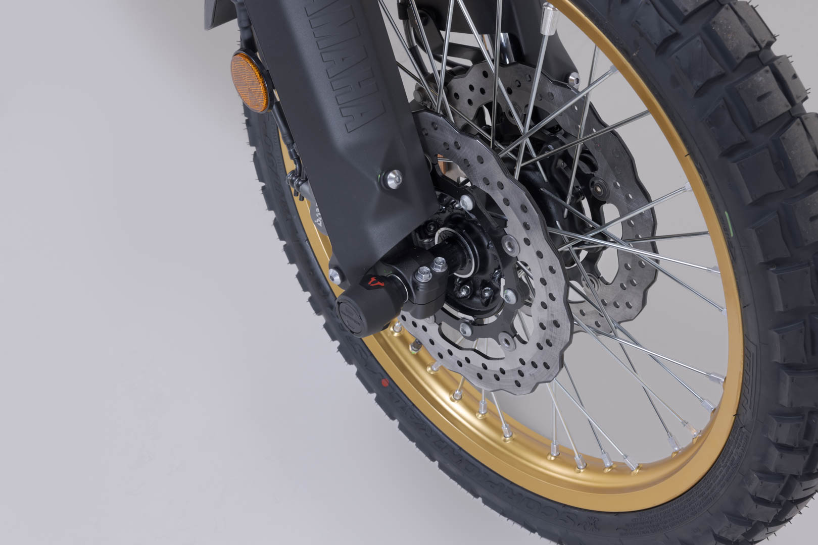 SW-Motech Slider set for front axle - Black. Yamaha Ténéré 700 World Raid (25-). Figure 4
