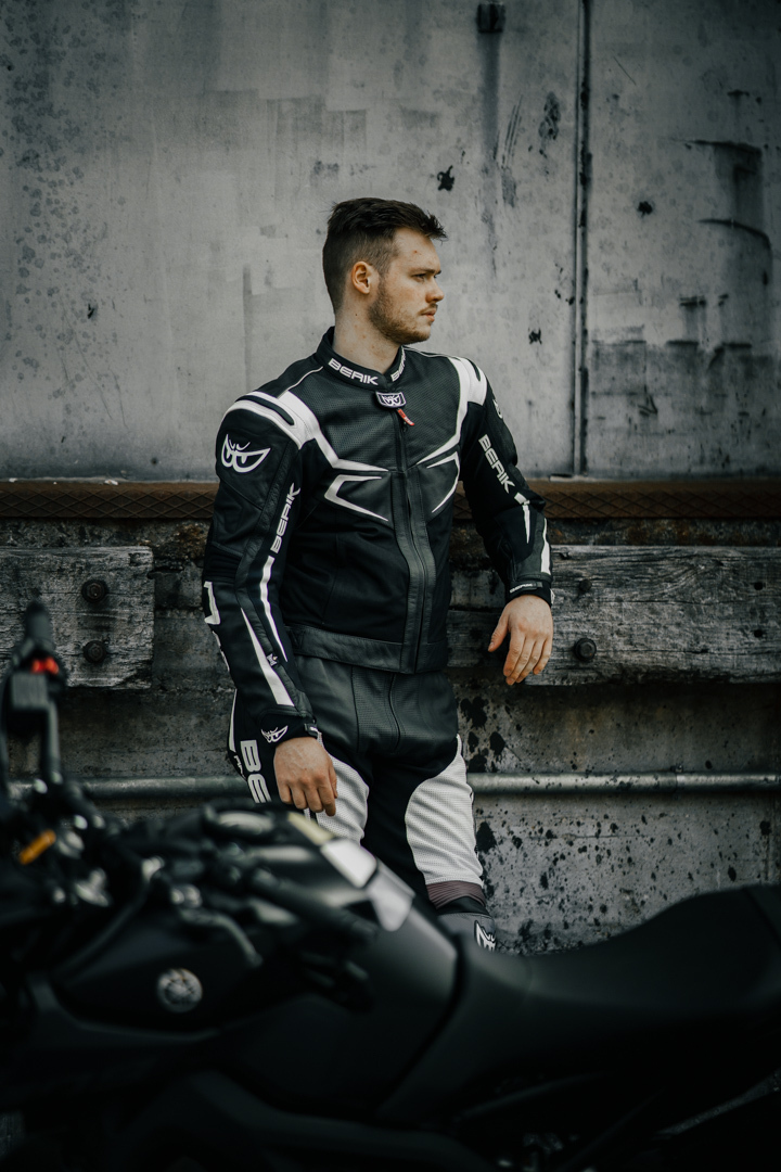 Berik Radic Motorcycle Leather / Textile Jacket black/white 58 Figure 4