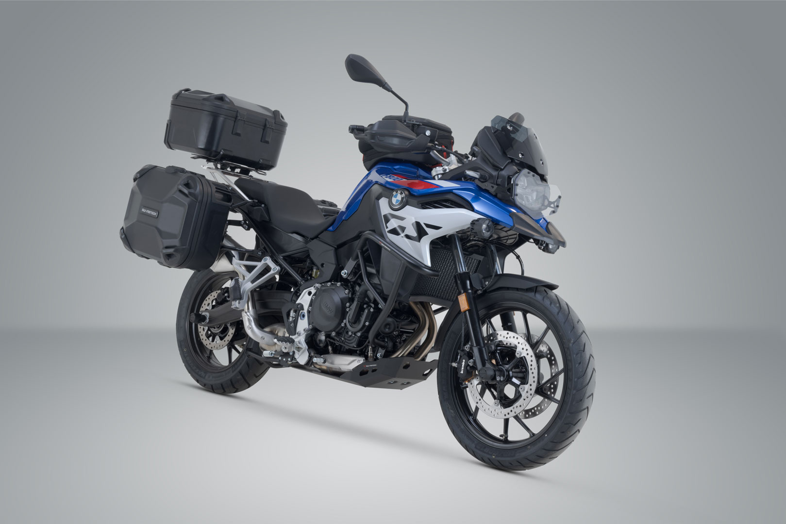 Setul SW-Motech Adventure DUSC cu majusculă L - Negru. BMW F 750/800/850 GS. Suport de plastic. Figura 2