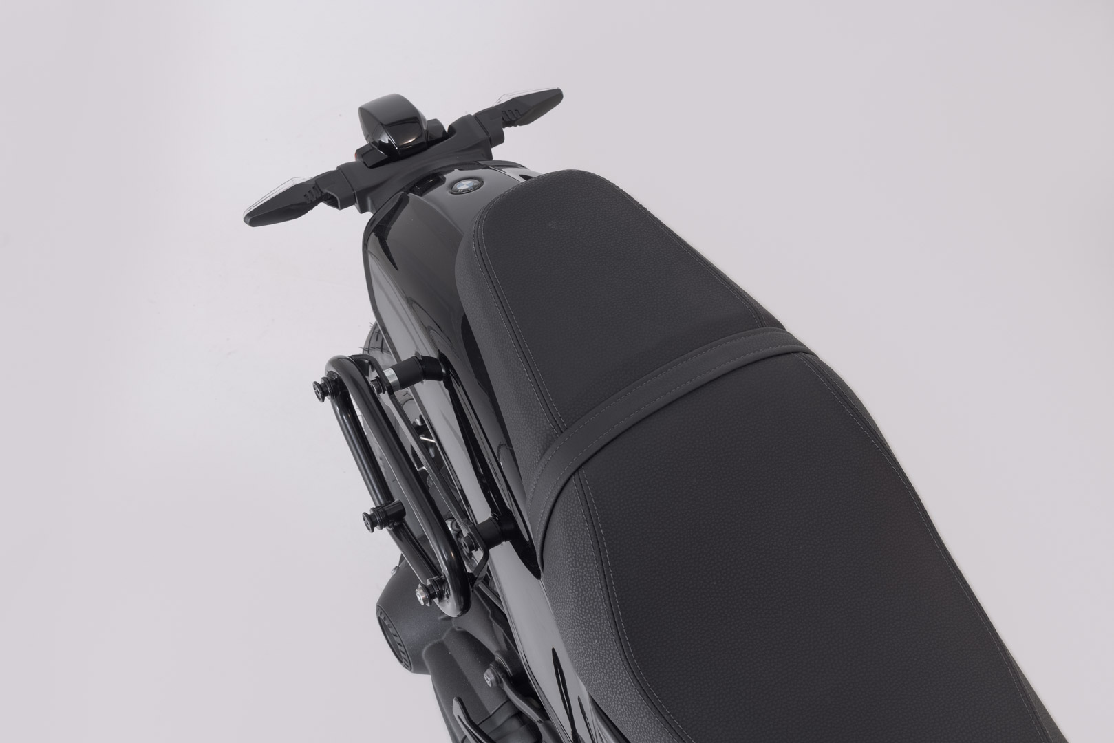 SW-Motech Legend Gear sistem de geantă laterală LC Black Edition - BMW R12 (23-). Figura 5