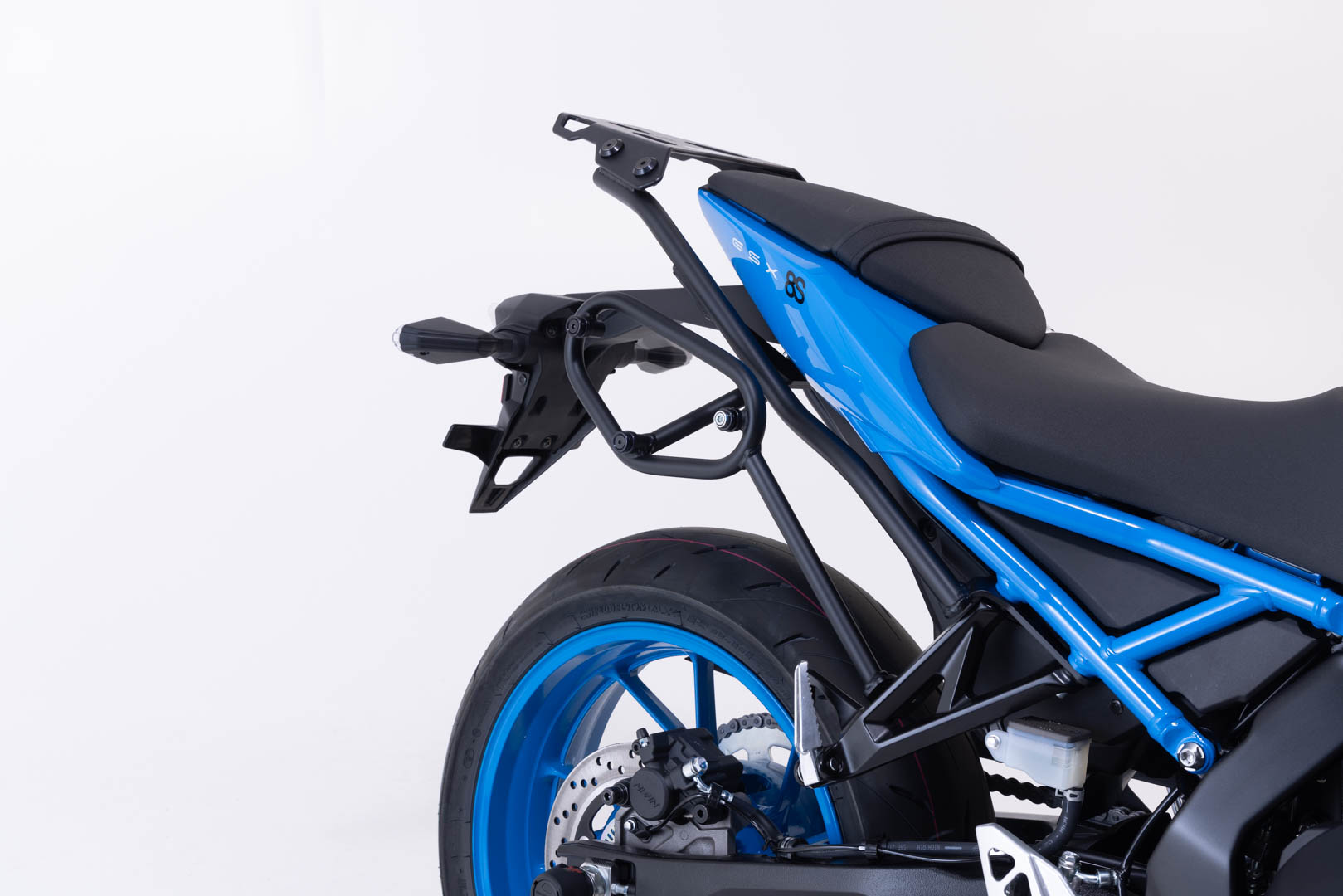 Setul de portavion lateral SW-Motech SLC - Suzuki GSX-8S / GSX-8R (22-). Figura 3