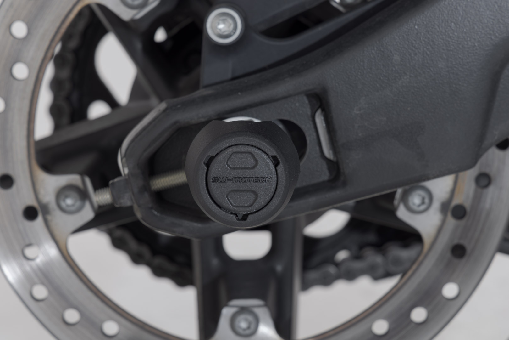 Set SW-Motech Slider pentru puntea spate - Negru. Harley Davidson Pan America (21-). Figura 3