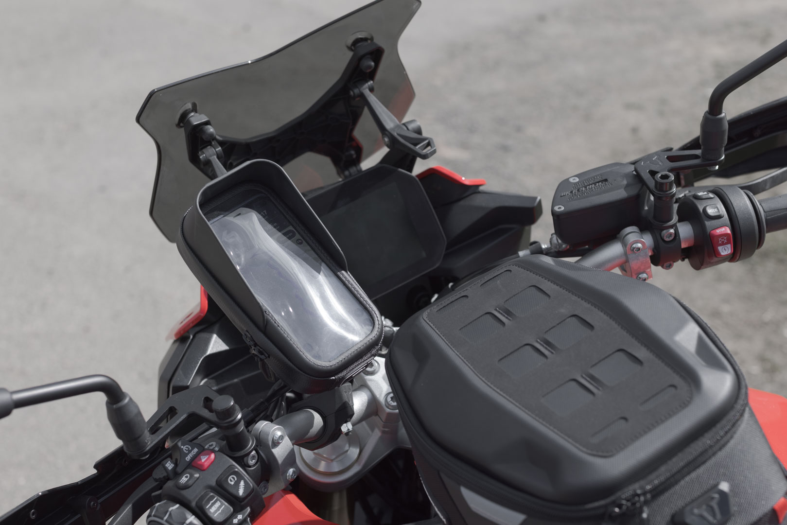 Kit universal de montare GPS SW-Motech cu husă de telefon - Incluzând brațul pentru priză de 2", pentru filetul ghidonului/oglinzii Figura 5