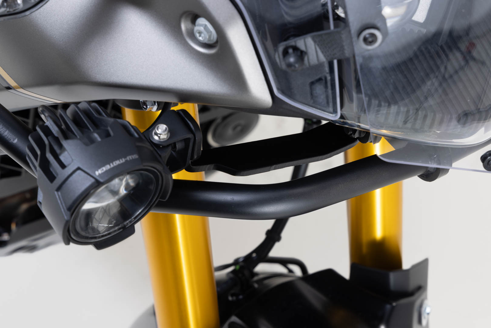 Suporturi pentru lumini SW-Motech - Negru. Yamaha Ténéré 700 / Rally (24-). Figura 2