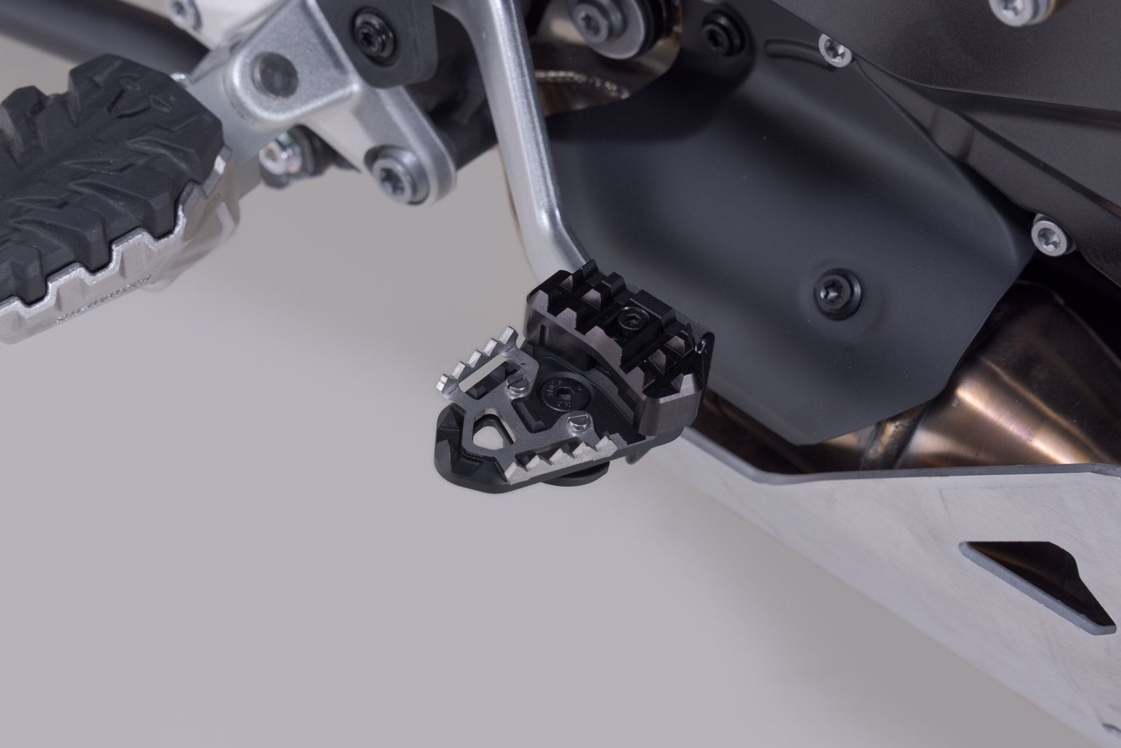 SW-Motech Extension for brake pedal - Black. Voge DS800X Rally (25-). Figure 3