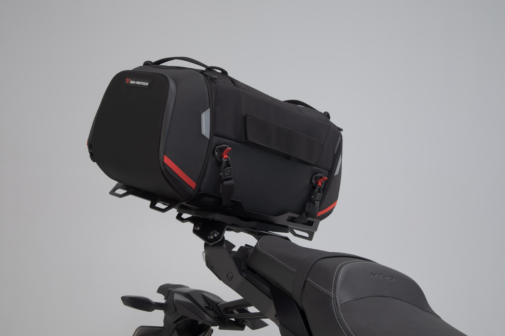 Set de rackpack SW-Motech - Yamaha MT-10 / SP (16-21). Figura 5