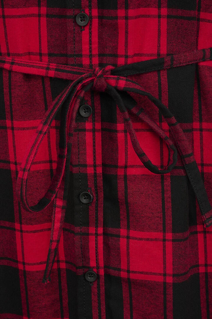 Side view of Brandit Gracey sleeveless Longshirt