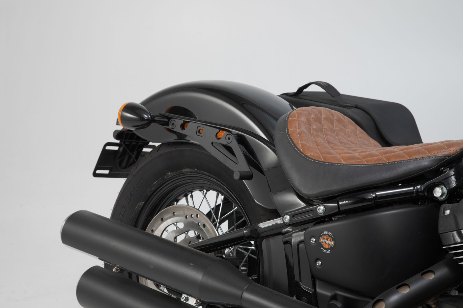 Sistem de genți laterale SW-Motech Legend Gear LH2/LH1 - 25.5/19.5 l. Softail StrBob (17-), Standard (20-). Figura 4