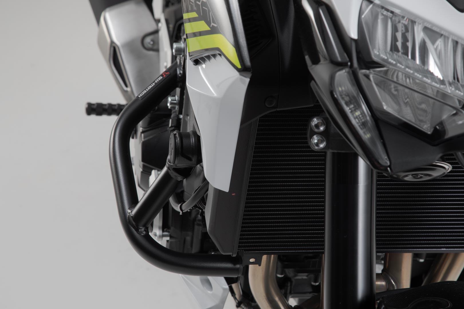 SW-Motech Crash bar - Negru. Kawasaki Z900 (16-). Figura 5