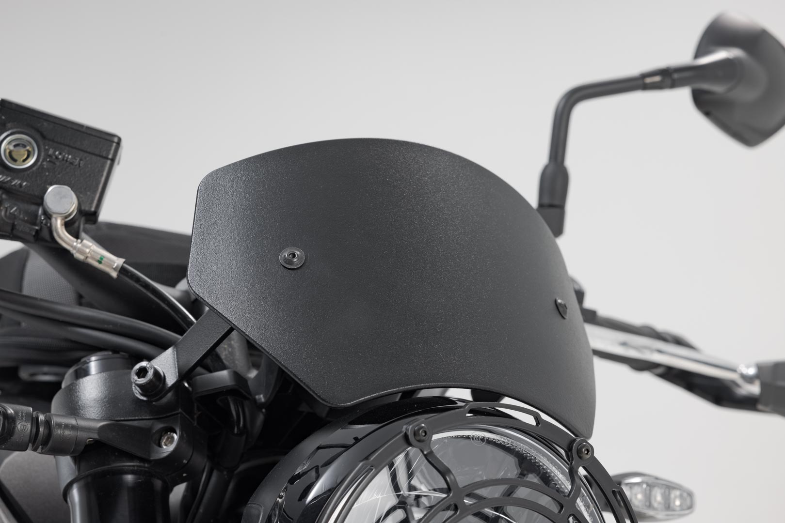 Parbrizul SW-Motech - Negru. Trident Triumph 660 (21-). Figura 5