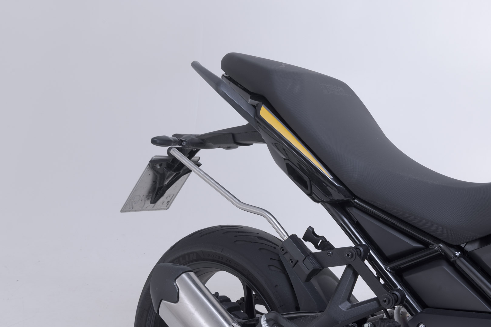 SW-Motech PRO BLAZE H sadelväskset – svart. Triumph Tiger Sport 660 (21-) / 800 (24-). Figur 4