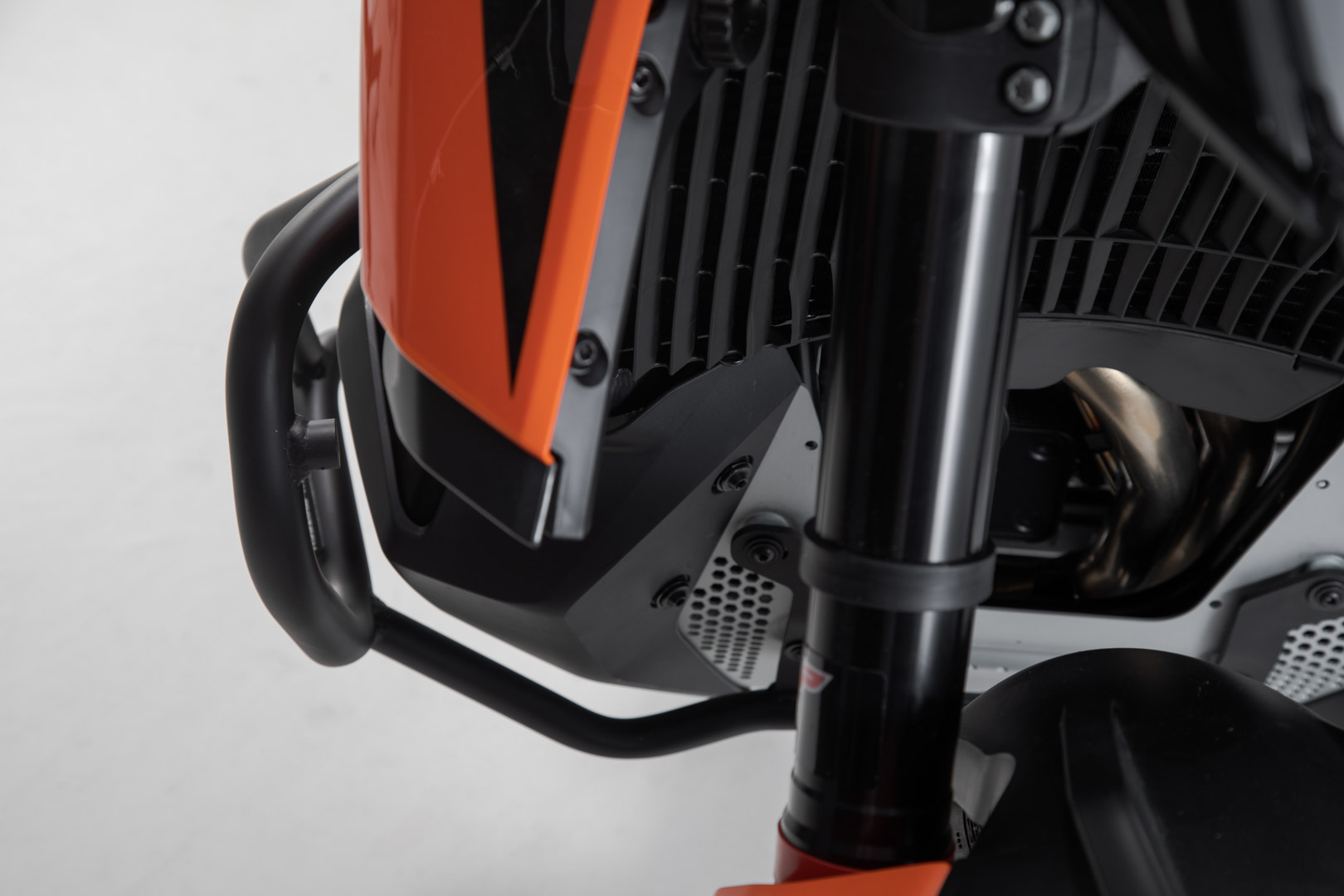 SW-Motech Crash bar - Negru. KTM 790/890 Adv/R, Husqvarna North 901. Figura 3