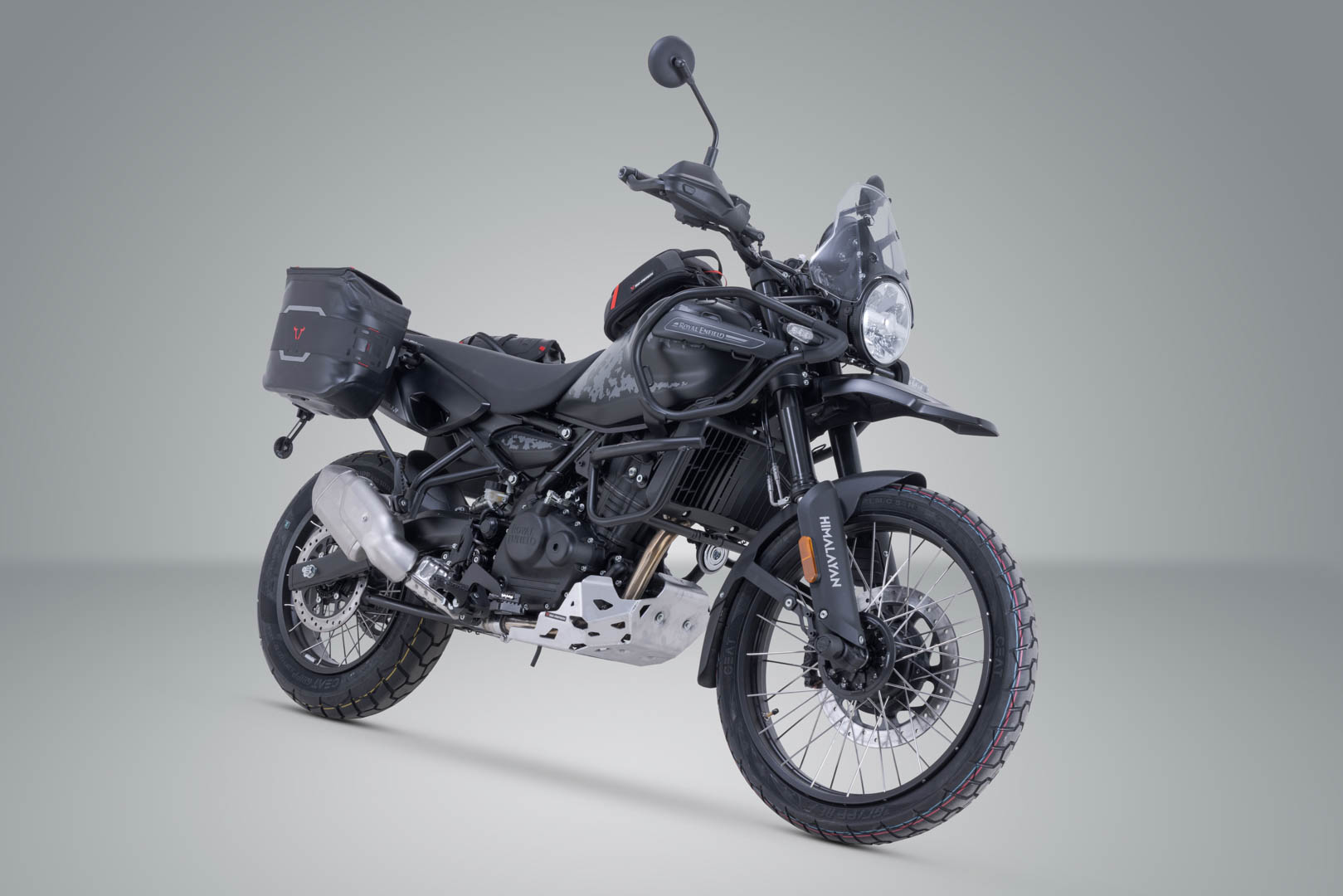 SW-Motech Side Bag WP-system V-LOC - 16/11 L. Royal Enfield Himalayan 450 Rally (25-). Figur 2