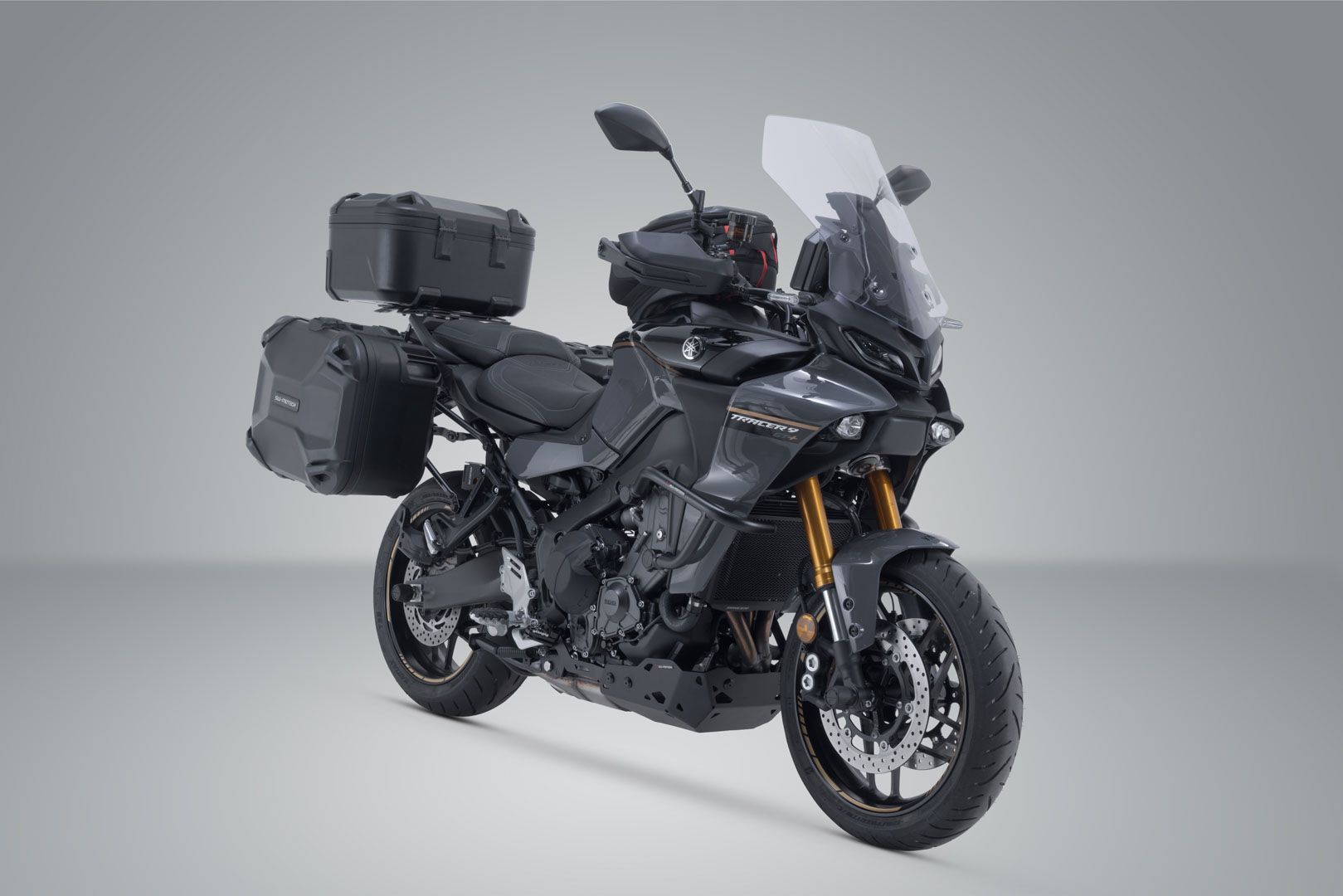 Setul SW-Motech Adventure DUSC cu majusculă L - Negru. Modelele Yamaha Tracer 9 (20-). Figura 2