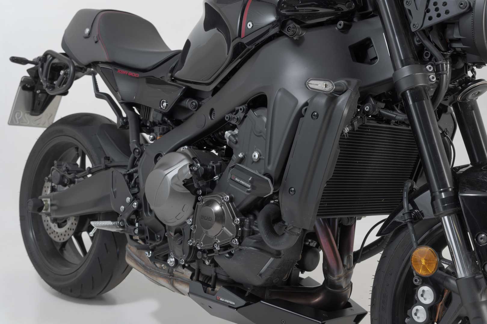 SW-Motech Slider set för ram - Svart. Yamaha Tracer 9 / GT (20-) / GT+ (22-). Figur 1