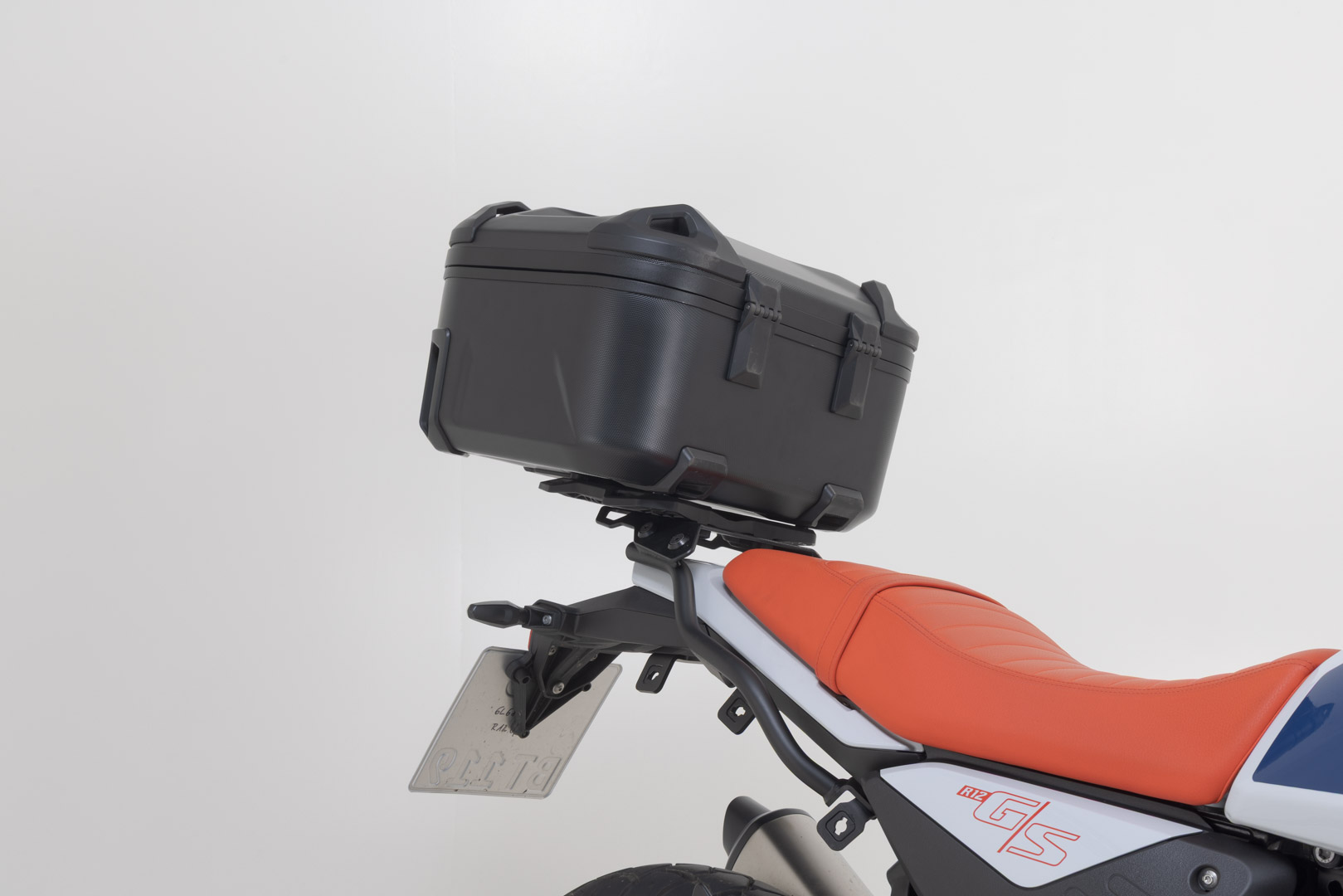 SW-Motech DUSC L top case system - Negru. 41 l. BMW R 12 G/S (24-). Figura 5
