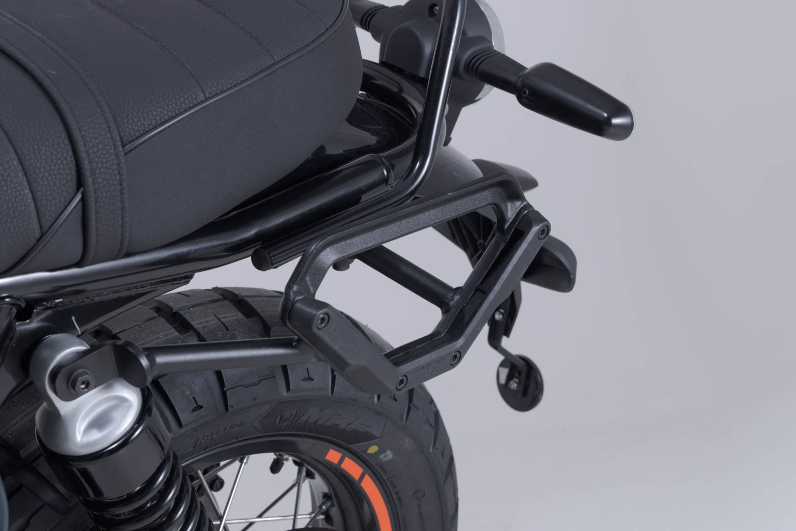 SW-Motech V-LOC sidobärare vänster - Kawasaki Z650RS (21-)/ Z650RS 50-årsjubileum. (22-). Figur 4