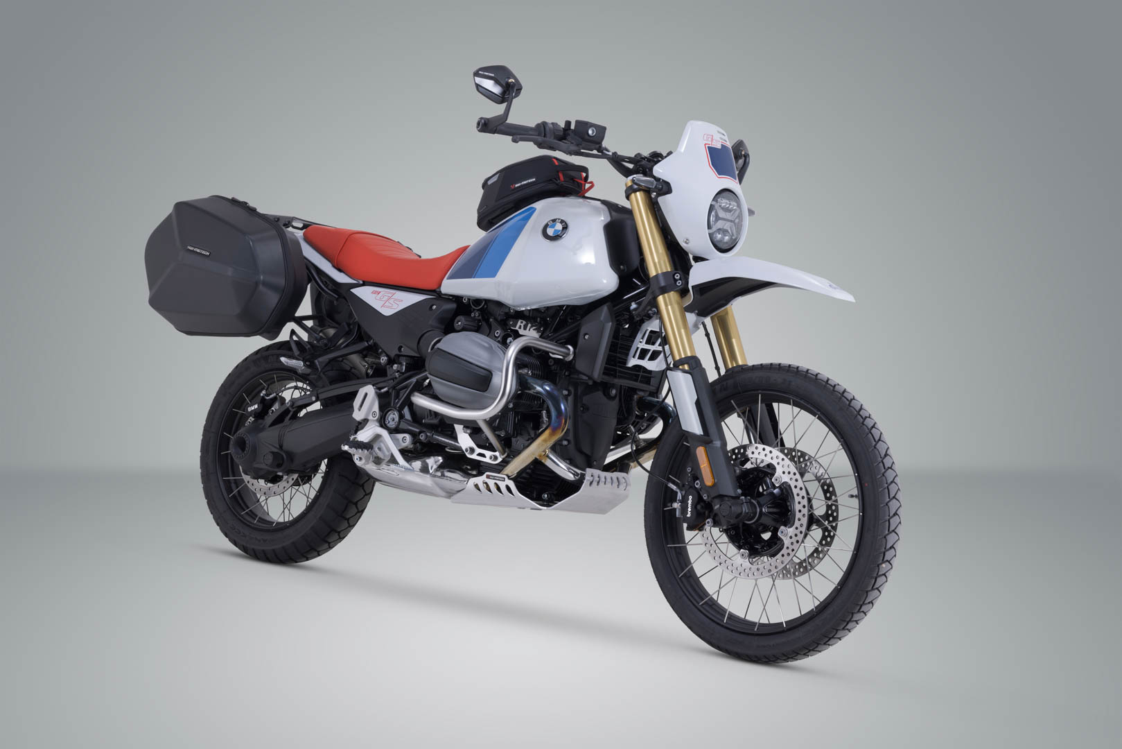 SW-Motech AERO sistem de carcasă laterală ABS - 2x25 l. BMW R 12 G/S (24-). Figura 2