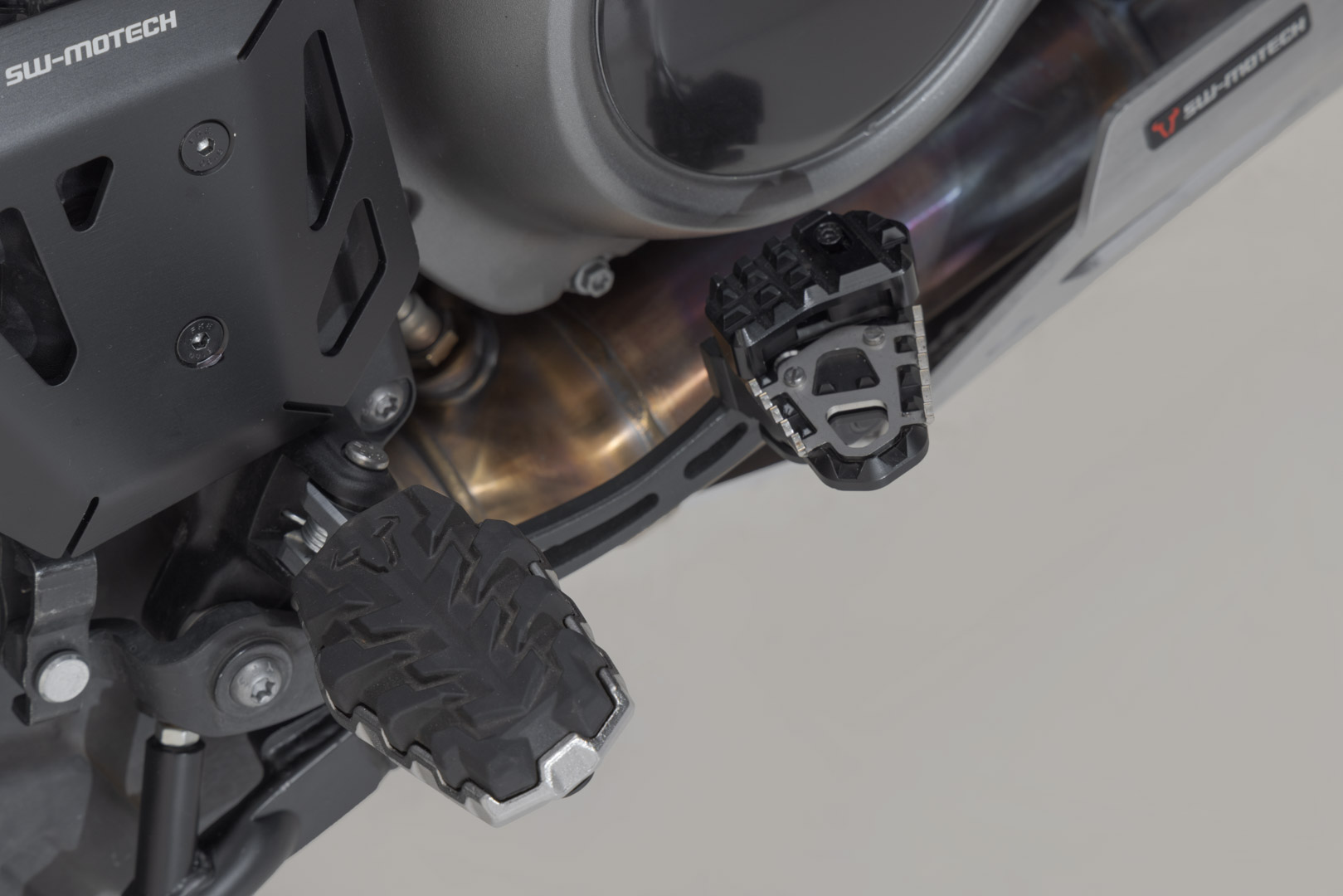 Extensie SW-Motech pentru pedala de frână - Neagră. H-D Pan America Special (20-). Figura 4