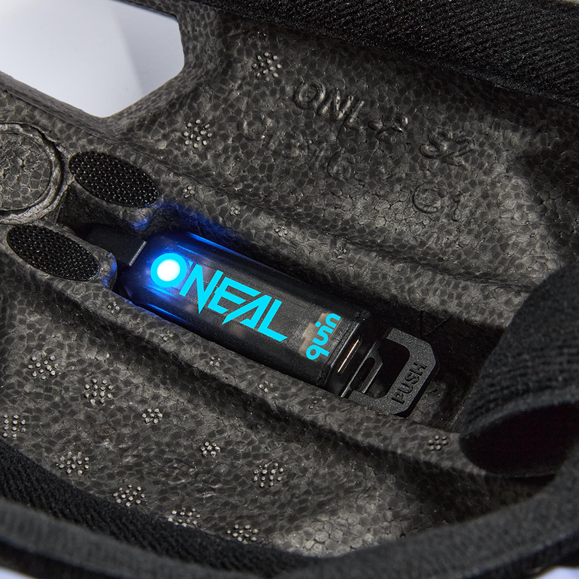 Oneal Trailfinder Evo Solid Biciklistička kaciga crni mat S/M (54-58) Slika 7