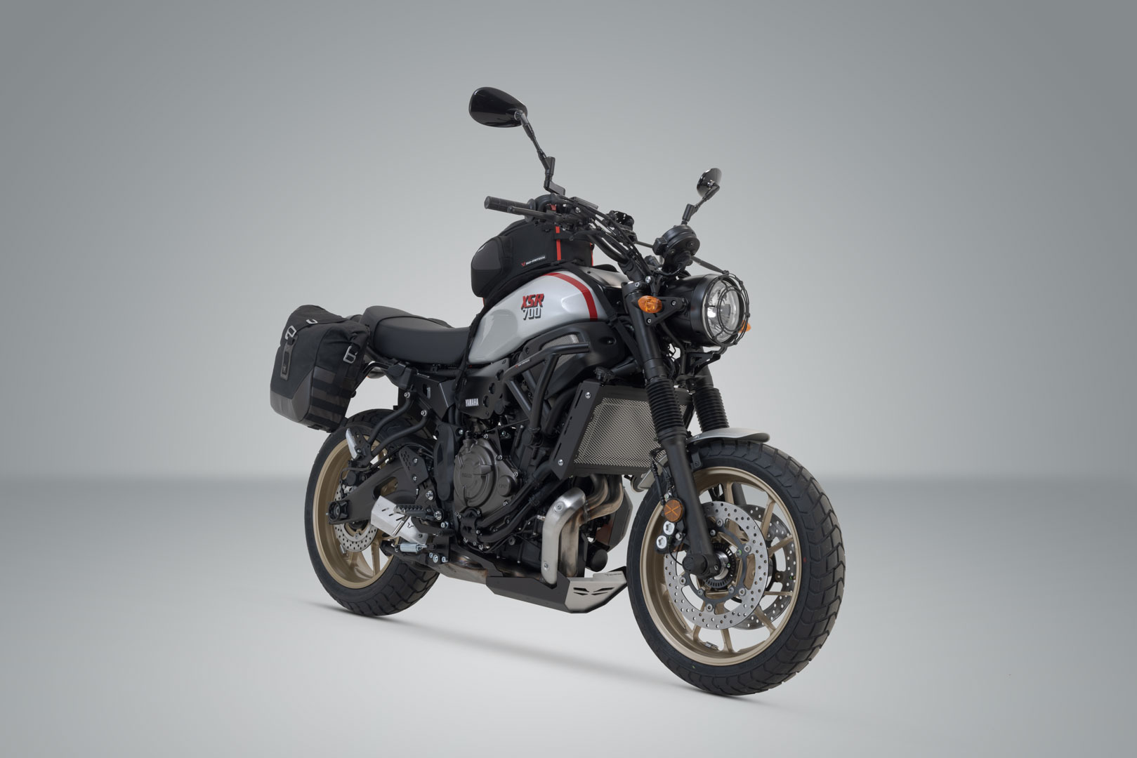 SW-Motech Legend Gear gear side bag sistem LC - Yamaha XSR700 (15-) / XSR700 XT (19-). Figura 2