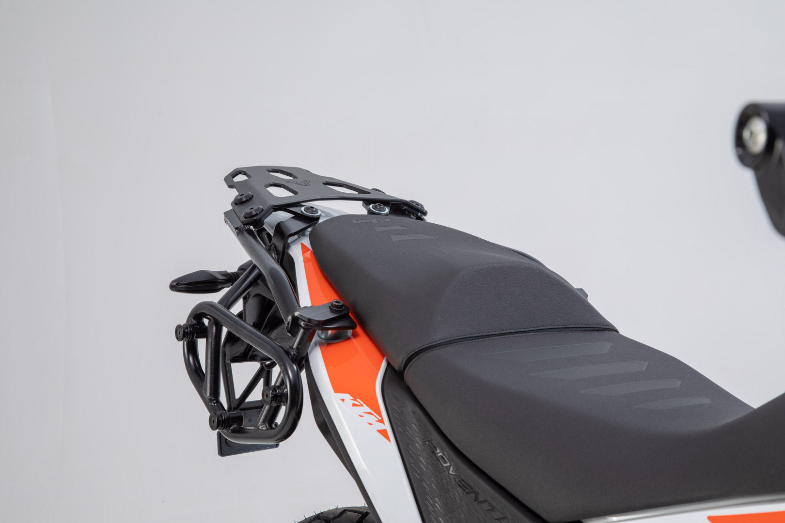 SW-Motech STREET-RACK - Negru. KTM 390 Adv (19-). Figura 2