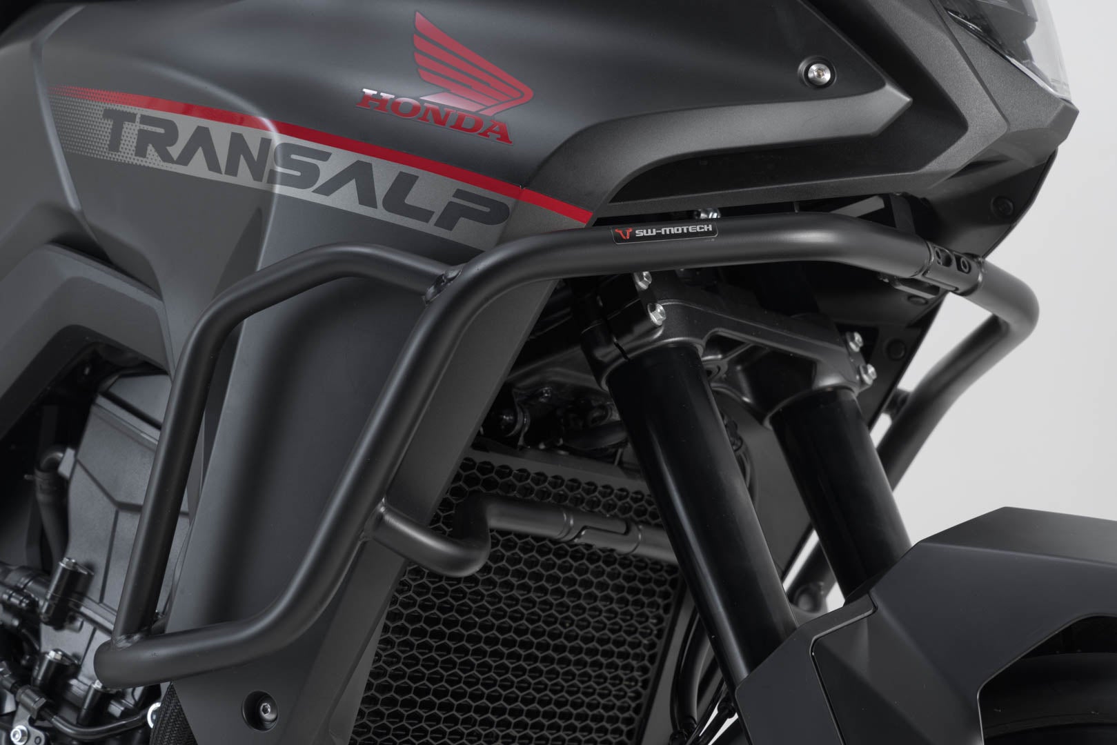 Side view of SW-Motech Adventure set Protection - Honda XL750 Transalp (22-).