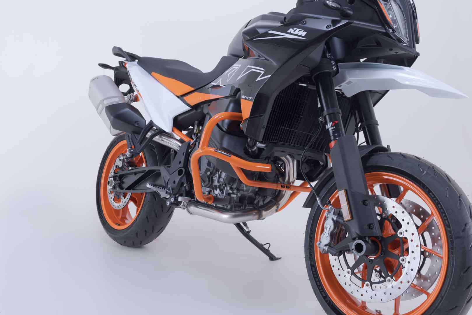 SW-Motech Crash bar - Portocaliu electronic. KTM 890 SM T (23-). Figura 1
