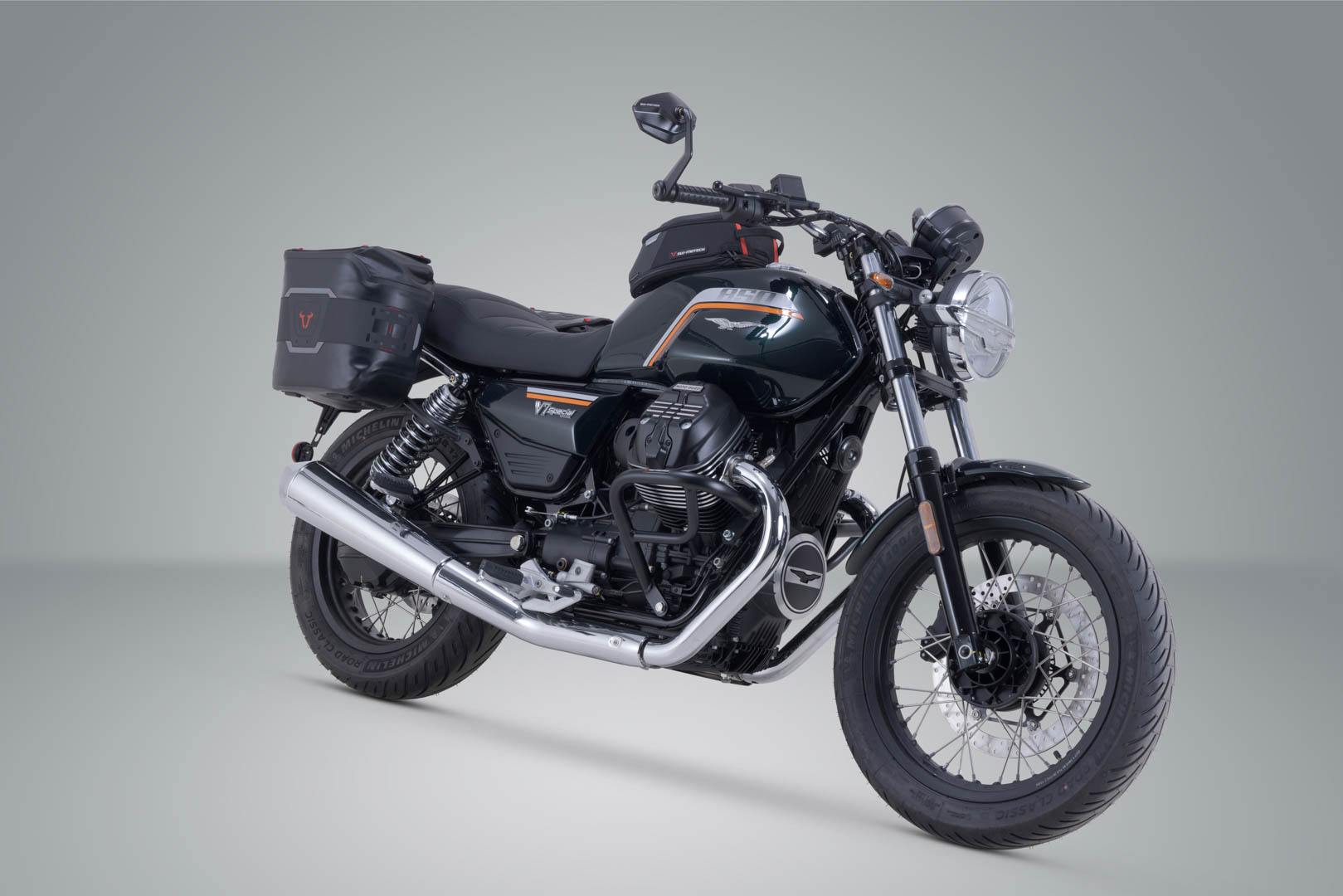 SW-Motech Side Bag WP-system V-LOC - 11/11 l. Moto Guzzi V7-modeller (20-). Figur 2