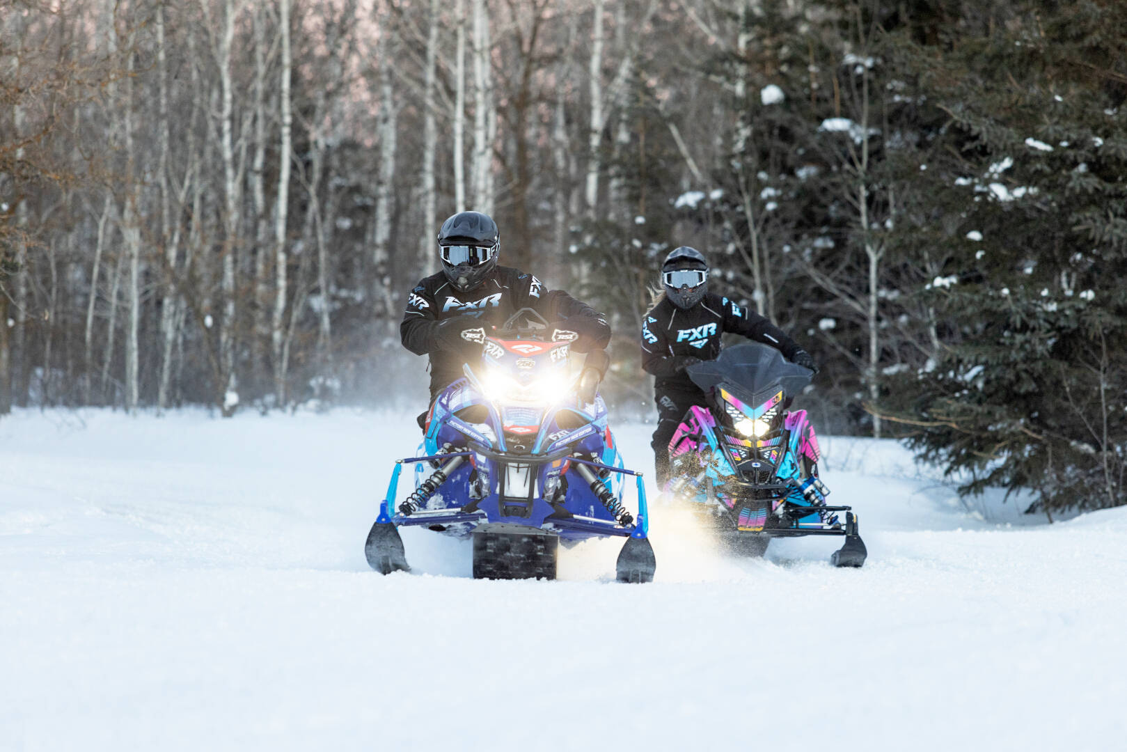 FXR Adrenaline Snescooterjakke til damer Sort/lyseblå 8 Figur 3