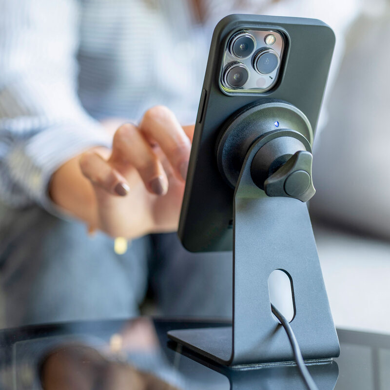 SP Connect Skrivbordsstativ med SPC+-telefonladdning Figur 6