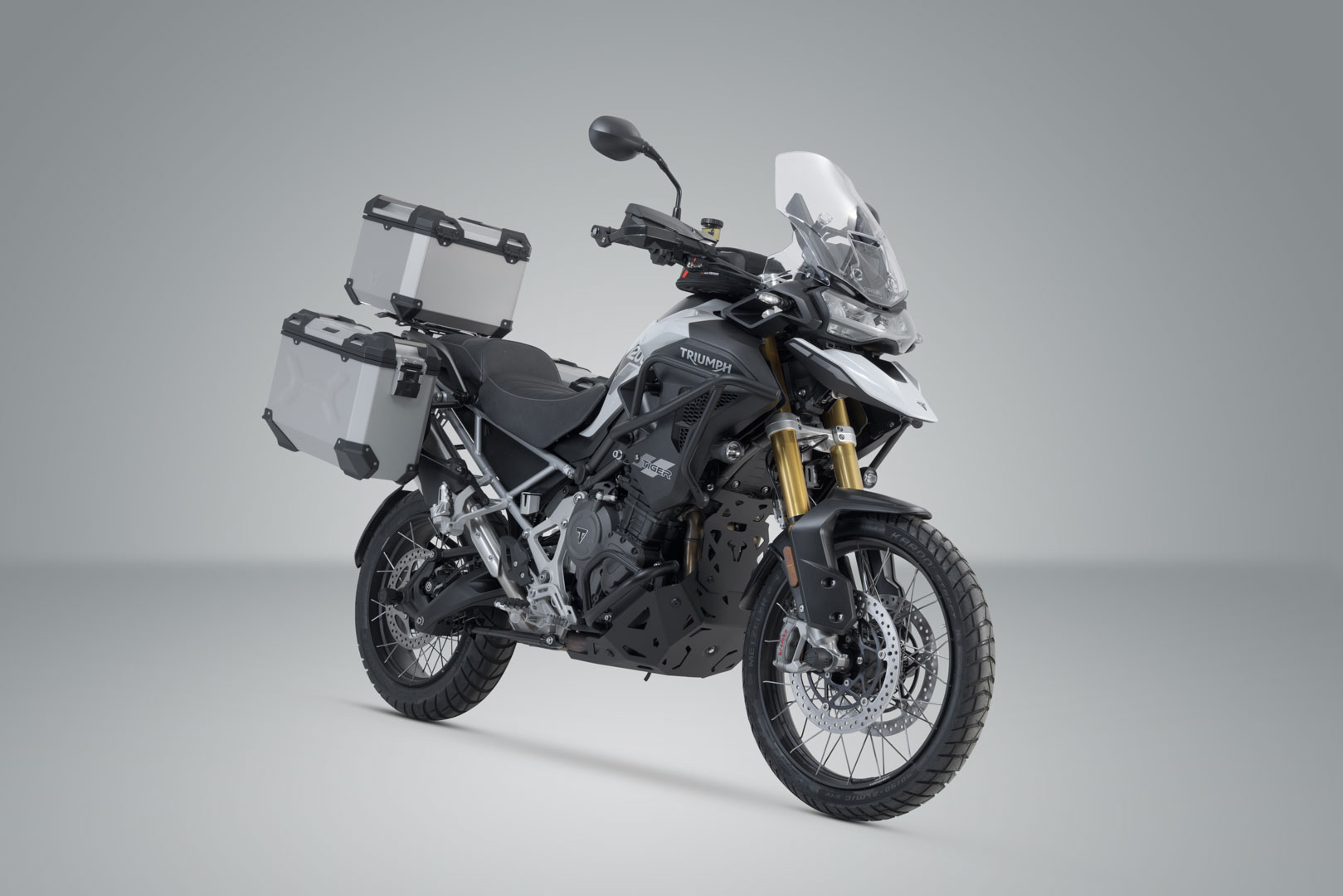 SW-Motech Äventyrsset TRAX ADV - Silver. Tiger 1200 Rally Pro/GT/GT Pro (22-). Figur 2