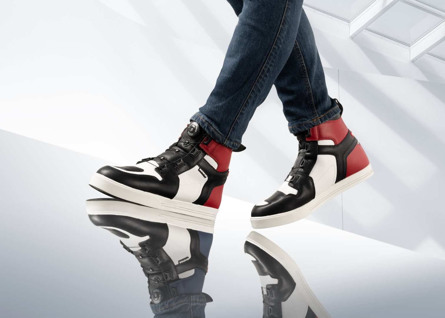 Bering Reflex A-Top wasserdichte Motorrad Schuhe schwarz/weiß/rot 45 Abbildung 3